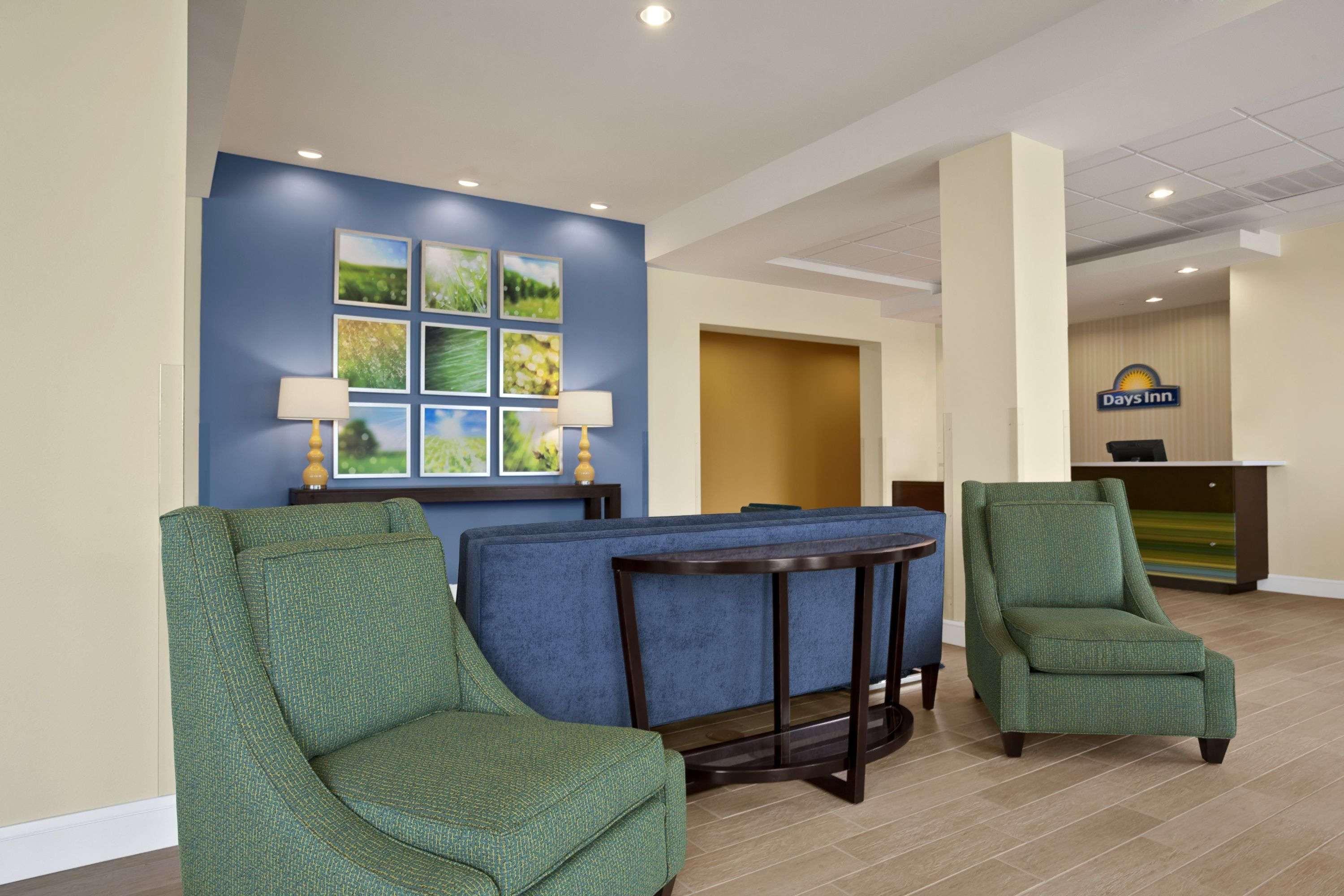 Spark By Hilton Victoria Виктория Экстерьер фото